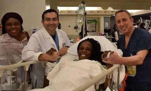 美国产妇九胞胎事件视频,九个生命同框震撼世界